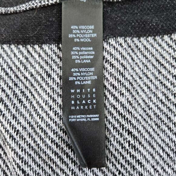 White House Black Market M/L Black & White Ruana Poncho Shawl With Fringe - Picture 4 of 4